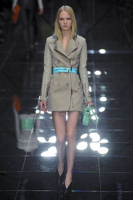 burberry prorsum spring 2011|prorsum Burberry meaning.